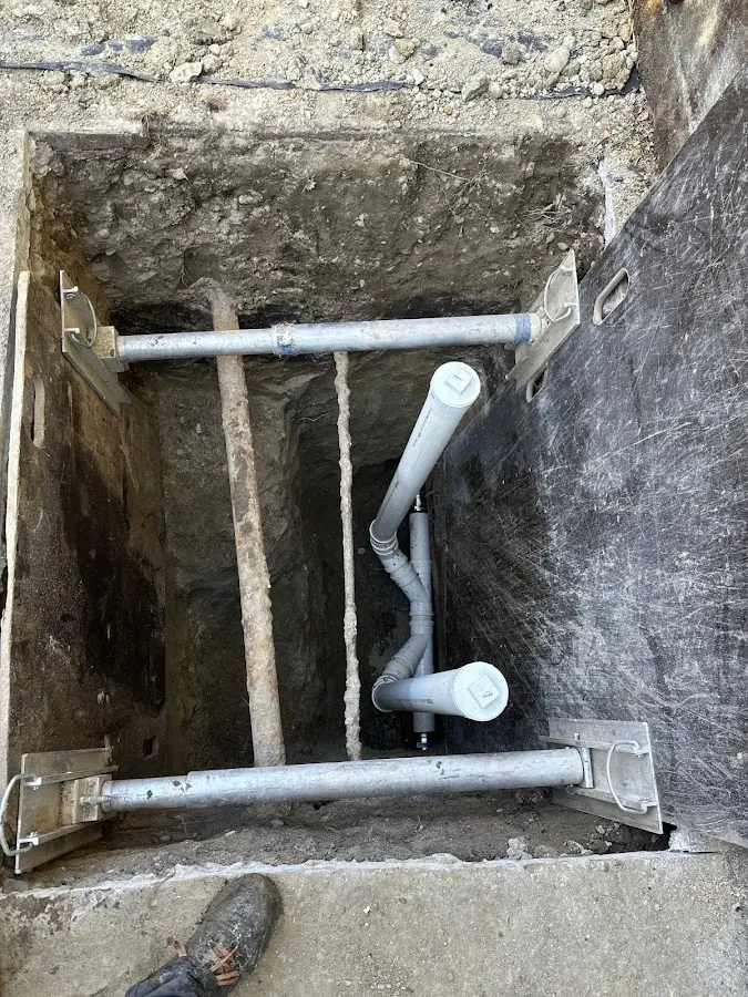 Experienced plumber completing Gas Line Repair work in Hollis
